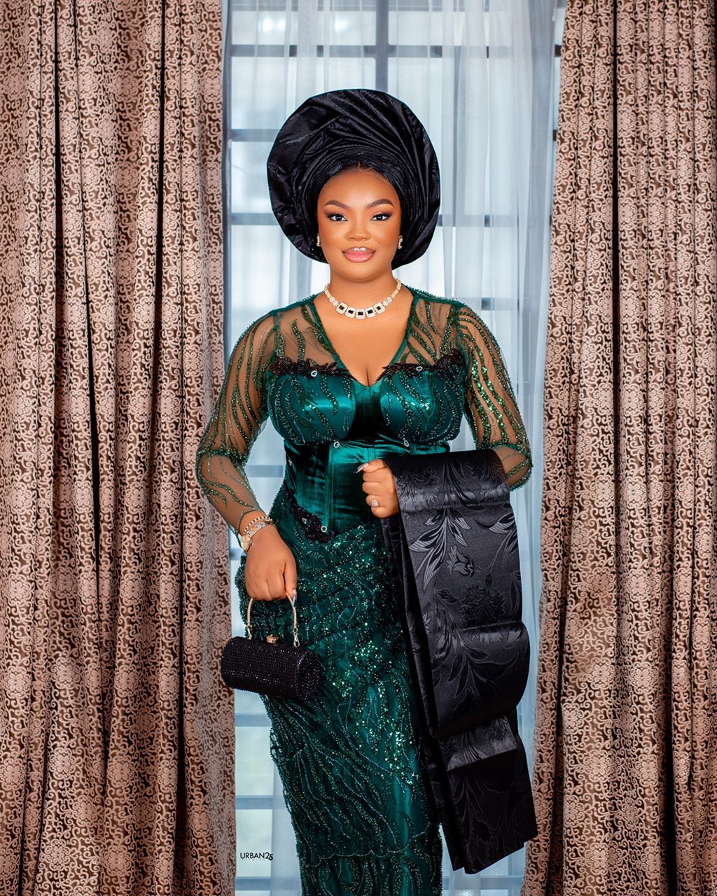 Emerald aso-ebi